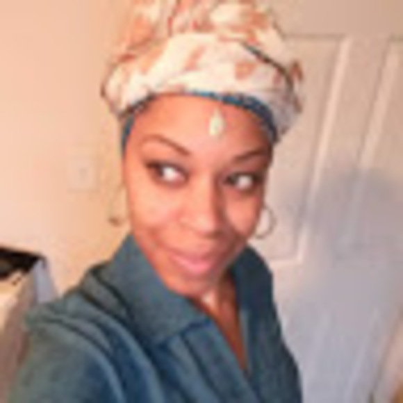 Meet your Posher, Cheri - Picture 1 of 1